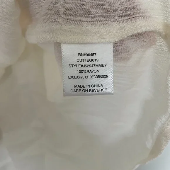 Love on a Hanger Boho Ivory Lace Trim Sleeveless Top – Tie Neck, Size M - Picture 7 of 8